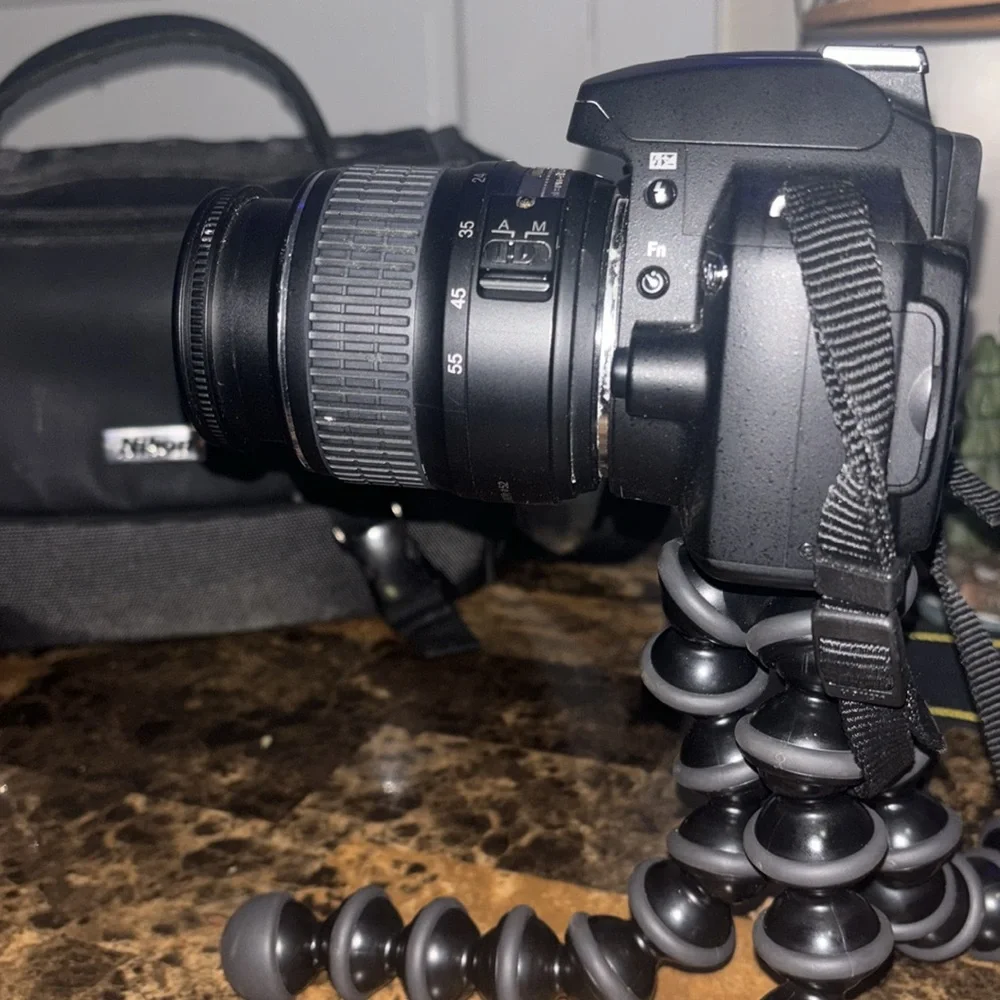 D40 Nikon Camera with case and tripod